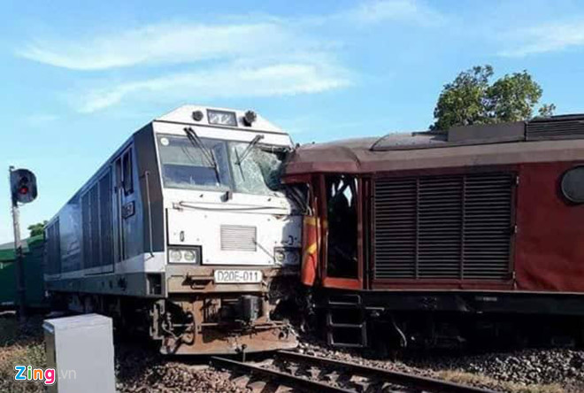 Hai đoàn tàu tông nhau ở Quảng Nam-2