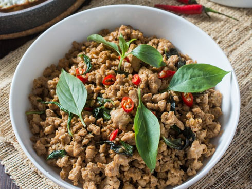 Cách làm gà rang muối giòn ngon ăn một lần nhớ mãi-7