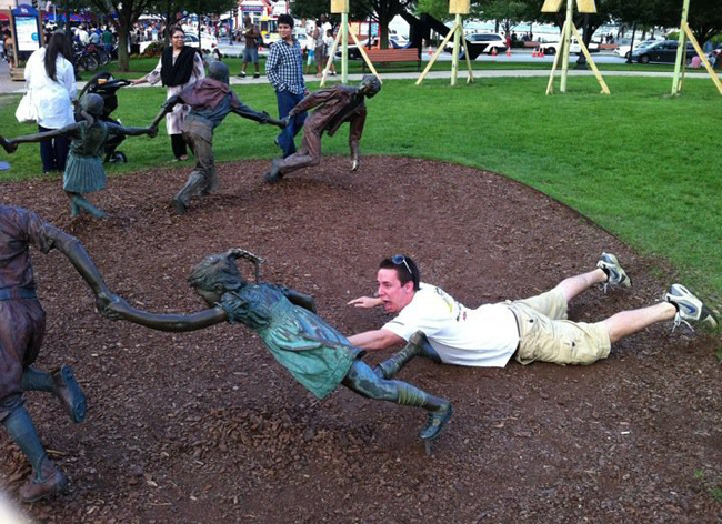 Đỡ không nổi với những con người buồn cười này-7