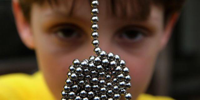 Hình chụp X-quang dạ dày bé 14 tháng tuổi khiến phụ huynh tá hỏa vì món đồ chơi của con-3