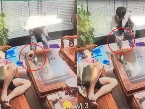 Clip: Chủ nhà ngủ say, tên trộm cầm dao luồn qua 2 lớp cửa