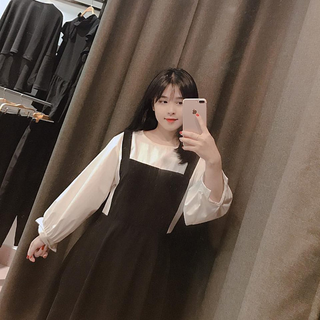 Bạn gái Trọng Đại U23 đẹp xuất sắc từ nhà đến khán đài sân cỏ-14