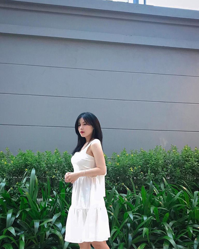 Bạn gái Trọng Đại U23 đẹp xuất sắc từ nhà đến khán đài sân cỏ-7