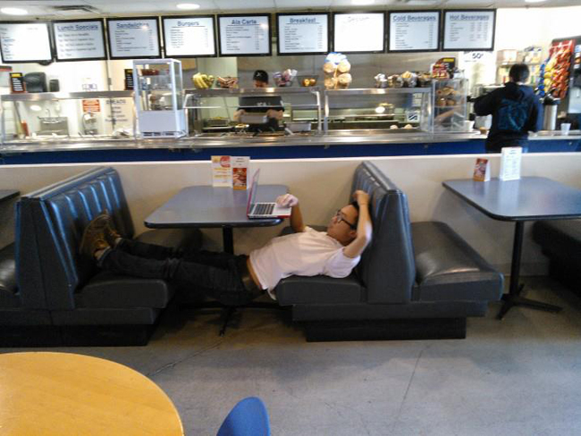 Không thể đỡ nổi với những con người lầy lội này-4