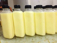 Sữa ngô 'không cần ngô', món hàng siêu lợi nhuận mỗi mùa hè