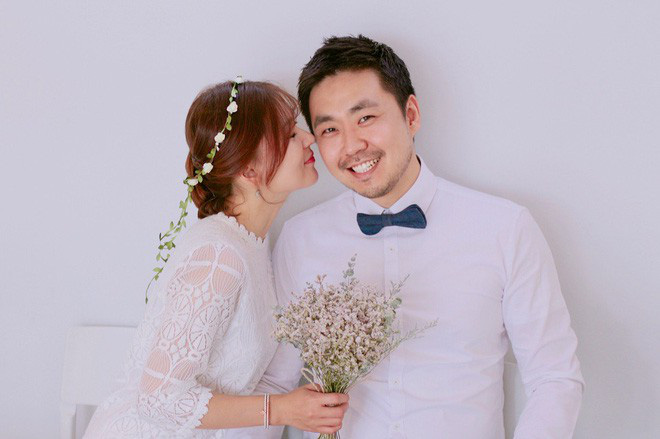 Mẹ của các em bé nổi tiếng MXH Hàn - Nhật: Người xinh như hot girl, người quyết tâm giấu mặt-9