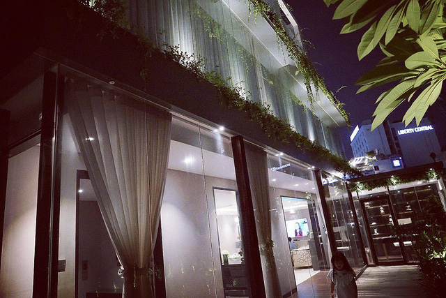 Cận cảnh căn biệt thự trị giá 5 triệu đô giữa lòng Sài Gòn của hotgirl Huyền Baby-3