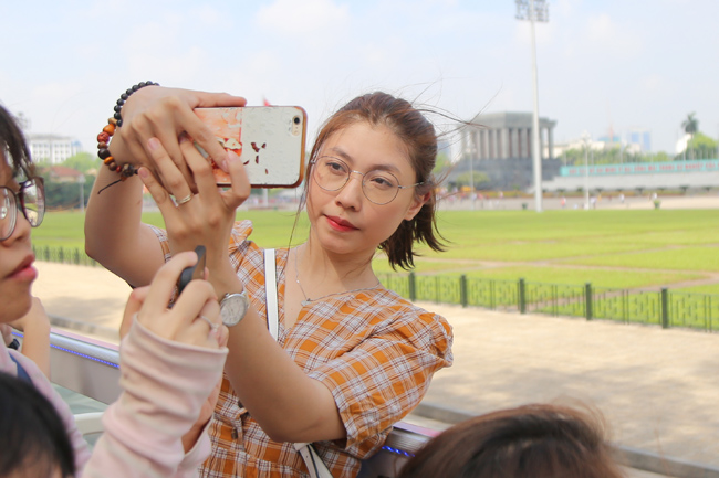 Trải nghiệm xe buýt 2 tầng: Mưa mới sợ chứ nắng vẫn đẹp chán!-5