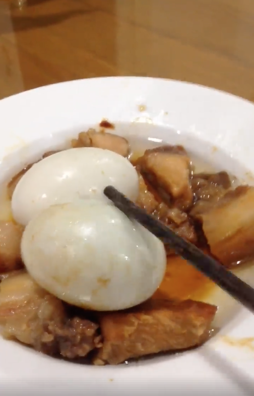 Nồi thịt kho hột vịt còn nguyên... vỏ của mẹ, làm náo loạn giới sành ăn Facebook-1