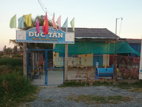 Cô giáo tiểu học bắt học sinh tự tát 32 cái-2