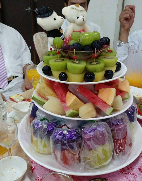 Mâm cỗ cưới đãi toàn hải sản cao cấp, dân mạng tò mò bỏ phong bì bao nhiêu cho xứng-10