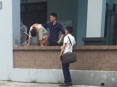Nỗi đau tột cùng của người chồng mất vợ và 2 con nhỏ trong vụ xe tải chạy lùi: