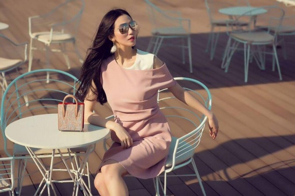 Khánh My đẹp thanh lịch và dịu dàng xuống phố ngày hè-14