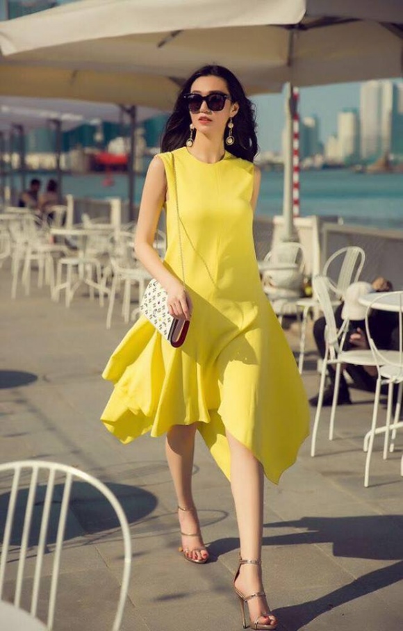 Khánh My đẹp thanh lịch và dịu dàng xuống phố ngày hè-10