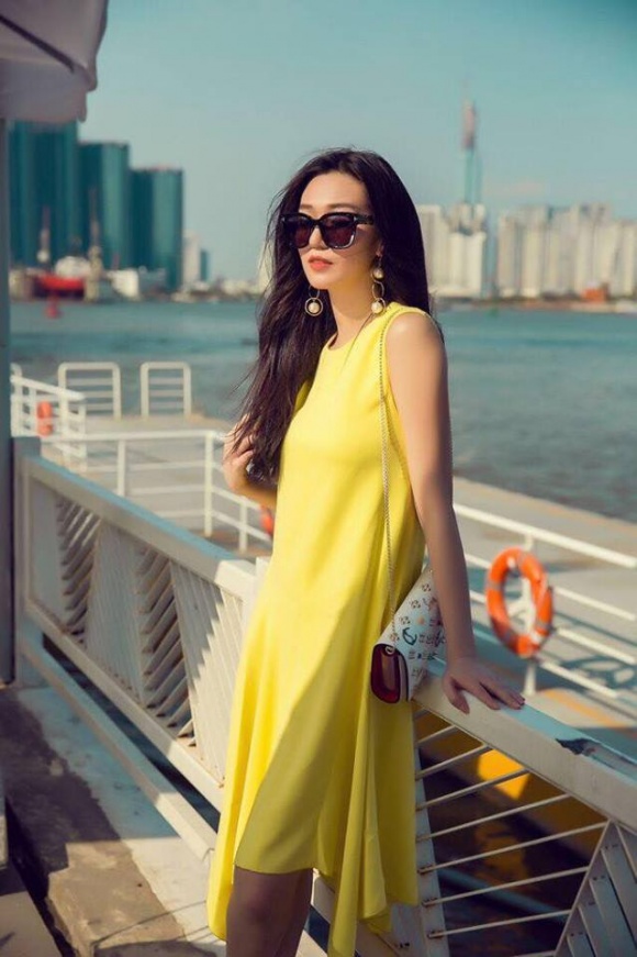 Khánh My đẹp thanh lịch và dịu dàng xuống phố ngày hè-11
