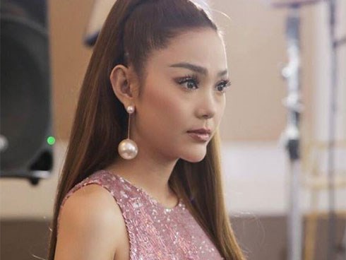 Trên ghế nóng The Face, Minh Hằng vẫn bị