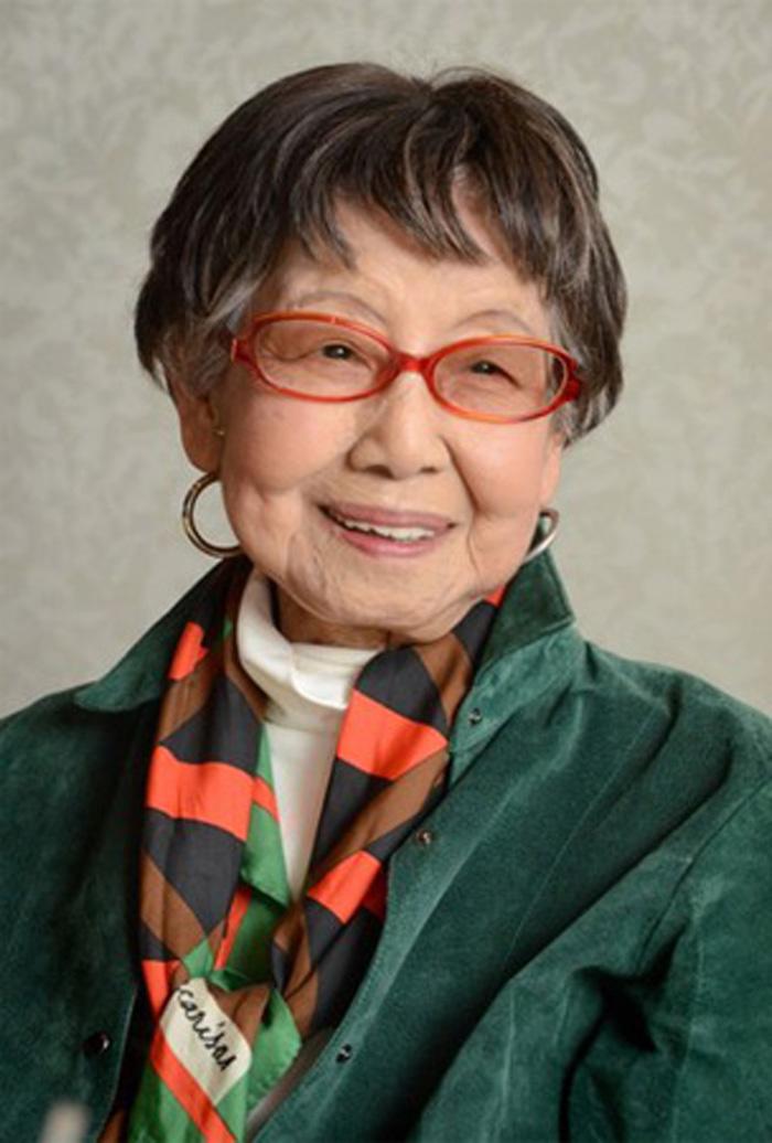 Bí quyết giữ sắc của chị em: Người càng làm việc càng trẻ, kẻ trẻ nhờ chuyện ấy!-4