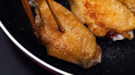 Thử ngay cánh gà sốt trứng muối ngon đốn tim mà thích miệng cực kỳ-3