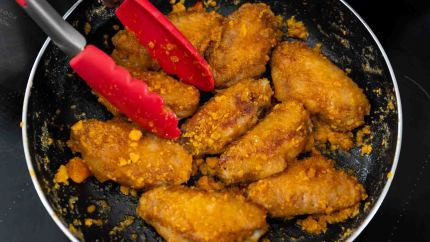 Thử ngay cánh gà sốt trứng muối ngon đốn tim mà thích miệng cực kỳ-5