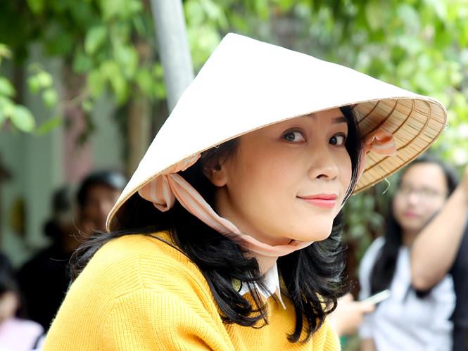 Nón lá - Từ di sản văn hoá đến cuộc đổ bộ ngoạn mục trên sàn runway quốc tế-8