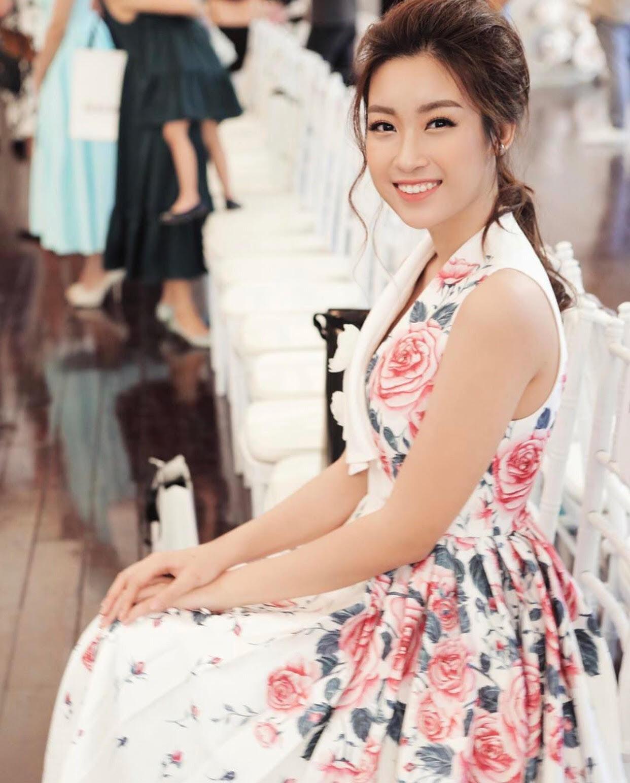 Sao Việt tô son nude: Người đỉnh cao sang trọng, kẻ chìm xuồng quê mùa-8