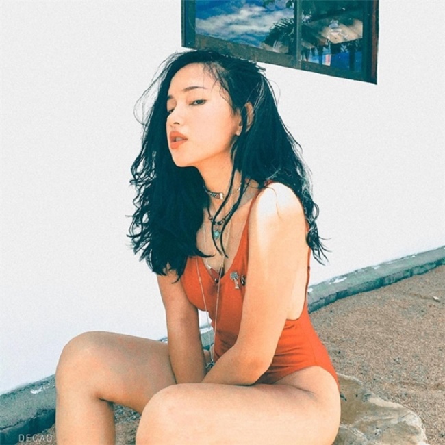 Hot girl Mì Gõ, Midu, Elly Trần mặc áo tắm hot hơn đàn em 9X-18