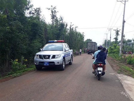 Chồng tử vong, vợ nguy kịch nghi tự thiêu trong căn nhà lúc rạng sáng