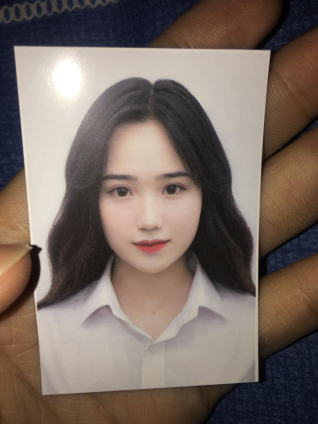 Hot girl ảnh thẻ” học giỏi, làm người mẫu kiếm 20 triệu đồng/tháng-1