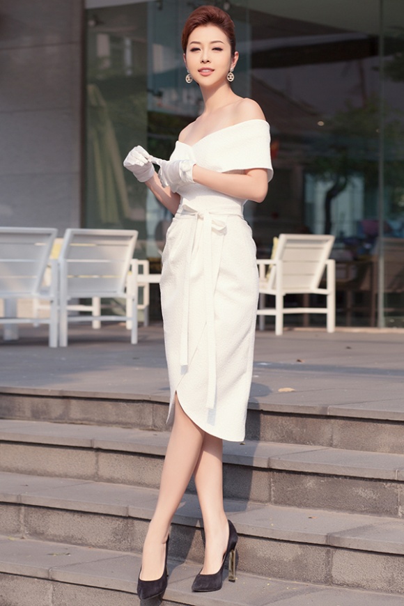 Đã là gái ba con, Hoa hậu Jennifer Phạm vẫn khoe vẻ đẹp diễm lệ hiếm ai bằng-10