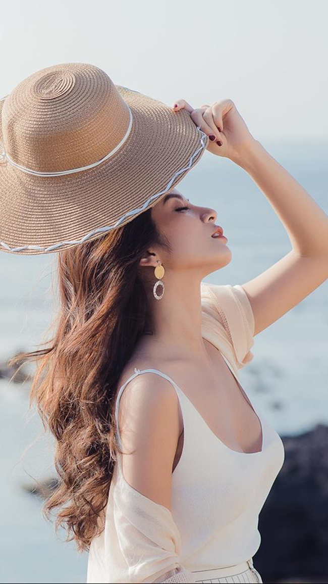 Ngọc Anh Miss Teen gợi cảm muôn phần sau 12 năm đăng quang-11