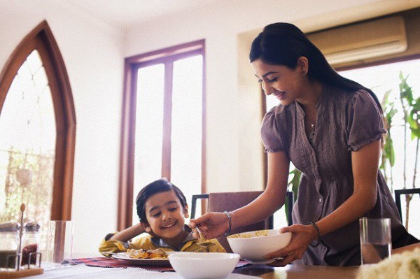 Tôi sợ sẽ có ngày mình mất con trai vào tay chị gái ruột-2