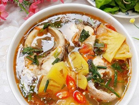 Cách nấu canh chua cá lóc thơm nức mũi, dễ ăn trong ngày hè