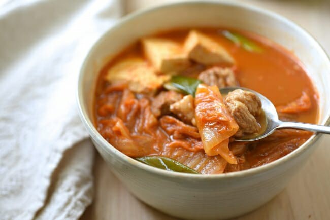 Công thức nấu canh kim chi chuẩn vị Hàn không phải ai cũng biết-7