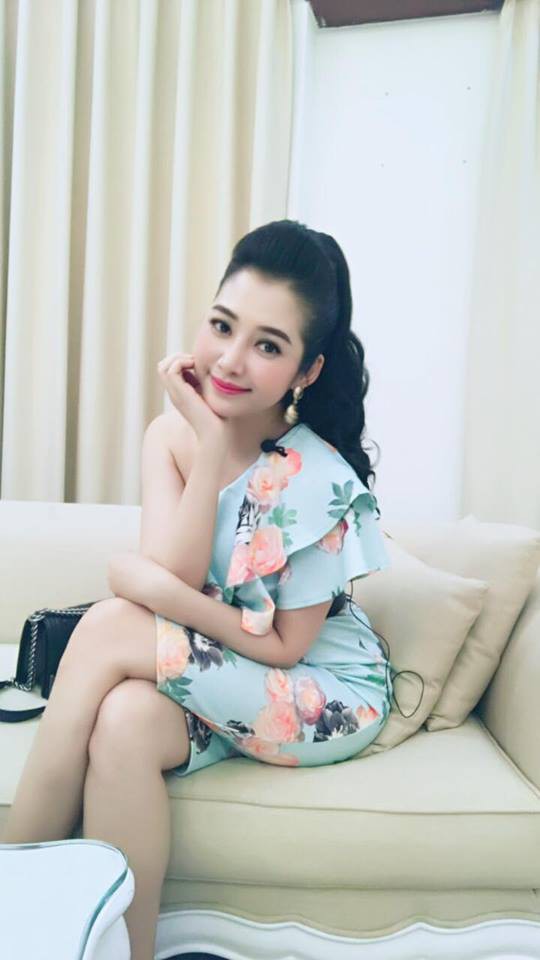 Chi 200 triệu nâng ngực, nâng mũi, sửa mặt, nhan sắc chị gái 33 tuổi khiến các em 20 phải chạy dài-11