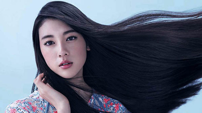 Nữ thần 22 tuổi của nước Nhật xinh hiền nhưng tiềm ẩn sự bốc lửa, bất cần-17