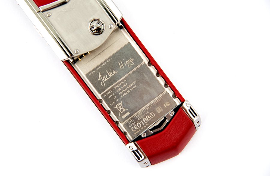 Hiếm có Việt Nam: Tay chơi sưu tập bộ điện thoại Vertu chục tỷ-10