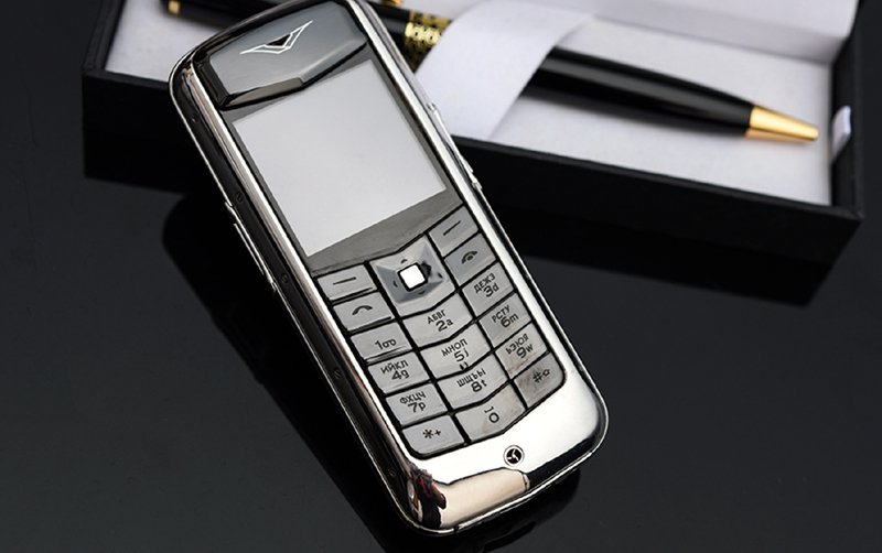 Hiếm có Việt Nam: Tay chơi sưu tập bộ điện thoại Vertu chục tỷ-6