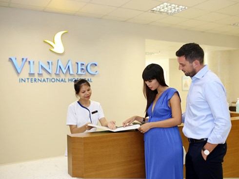 Siêu mẫu Hà Anh sẽ sinh con đầu lòng ở Vinmec