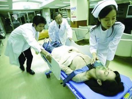 Ăn rau thừa từ bữa trước, 4 người bị ngộ độc nitrit - chất gây ung thư cực nguy hiểm