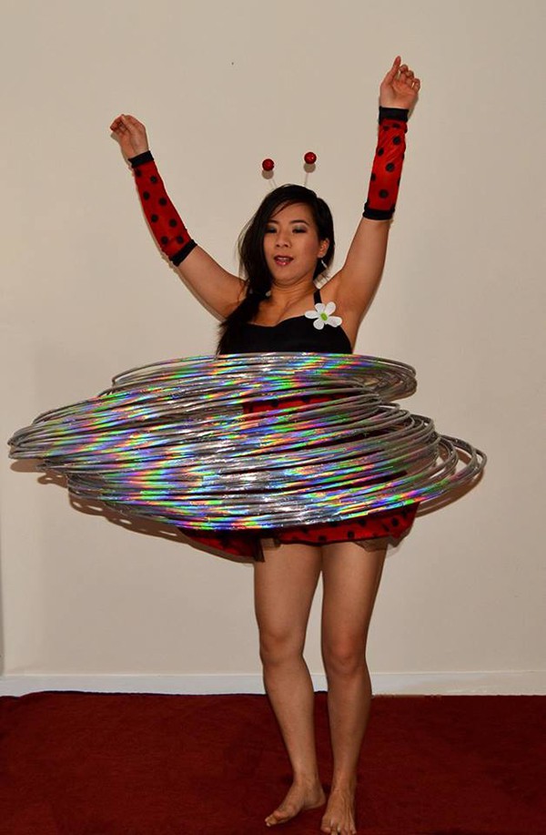 Chị gái ruột sống tại Pháp đầy tài năng và nổi tiếng của Quốc Cơ - Quốc Nghiệp-4