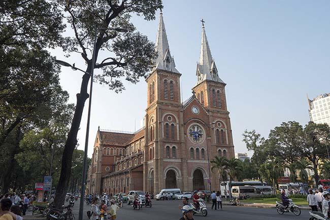 Có gì hot ở TP.HCM mà ai cũng mong được đến một lần trong đời?-2