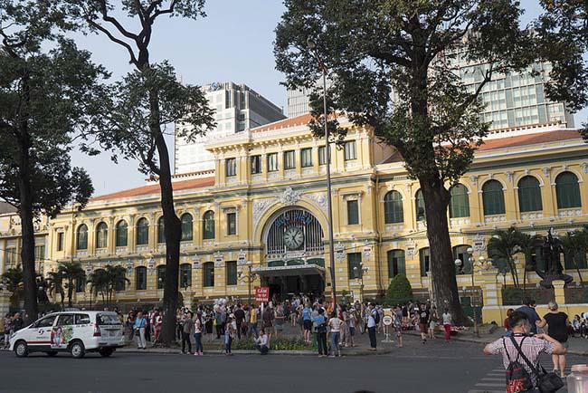 Có gì hot ở TP.HCM mà ai cũng mong được đến một lần trong đời?-1