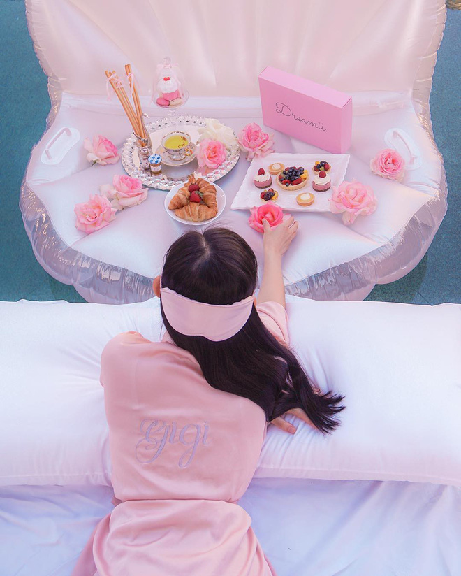 Hội con nhà giàu Việt tấp nập khoe ảnh đi nghỉ mát ngày hè-5
