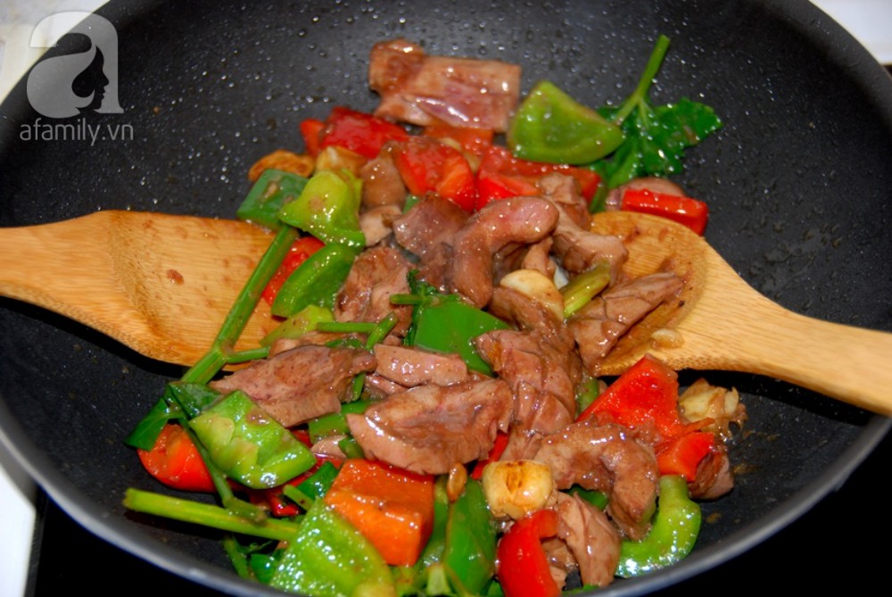 Đổi món cho cả nhà với món cật heo xào dầu hào siêu ngon-8