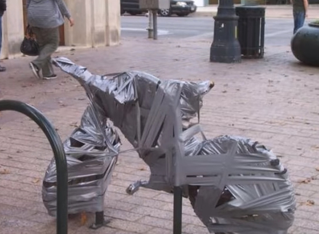 Muôn kiểu chống trộm độc-dị trên khắp thế gian-7