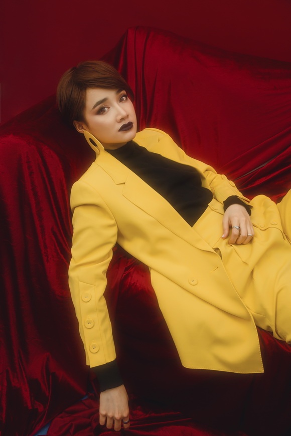 Nhã Phương hoàn toàn lột xác trong bộ ảnh mới đậm chất nữ quyền-6