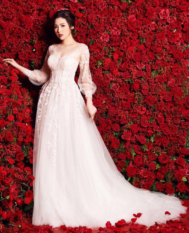 Sự trùng hợp đến khó tin trong chuyện đời tư của top 3 Hoa hậu Việt Nam 2012-1