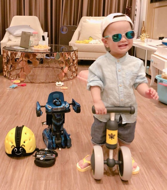 Những nhóc tỳ sành điệu nhà sao Việt-14