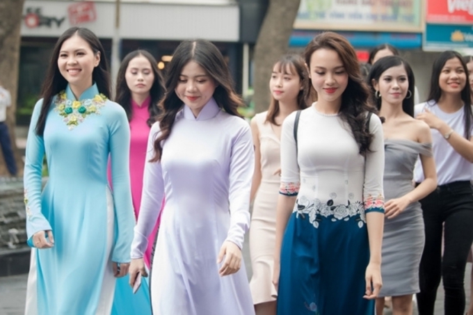 Ngây ngất với vẻ đẹp nữ thần của HH Đỗ Mỹ Linh đi chấm thi hoa hậu-12