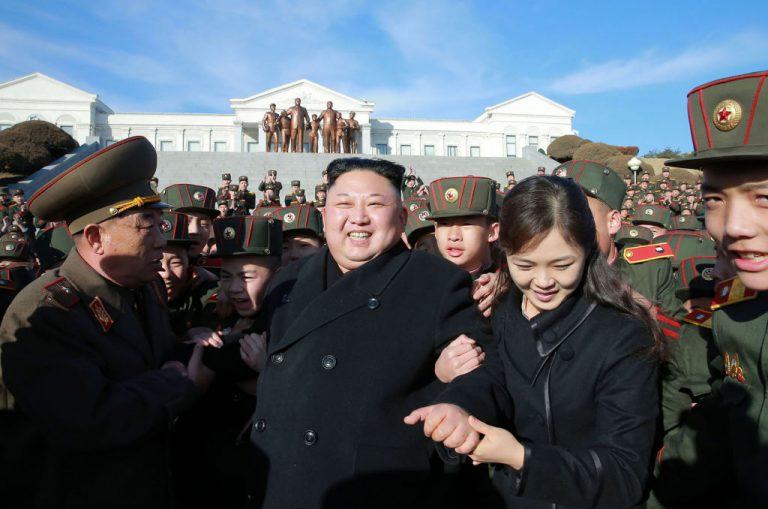 Lộ những thông tin không ngờ về dàn vệ sĩ bí ẩn của Chủ tịch Kim Jong Un-7